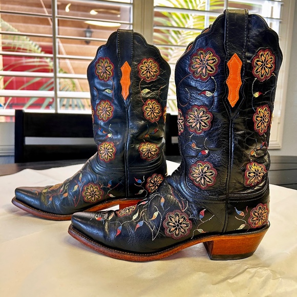 Lucchese 1883 Black Floral Boots - Picture 1 of 10